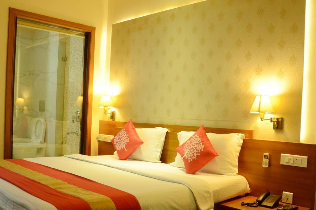 Hotel Shalimar Palace Udaipur Exterior photo